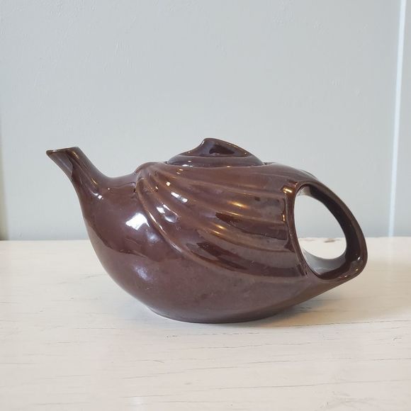 Vintage Japan Aladdin Genie Pot Brown Small - Picture 1 of 8